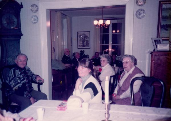 Luciaträff på Udden 1983. Gunnar, Elisabeth, Margit G, Karin